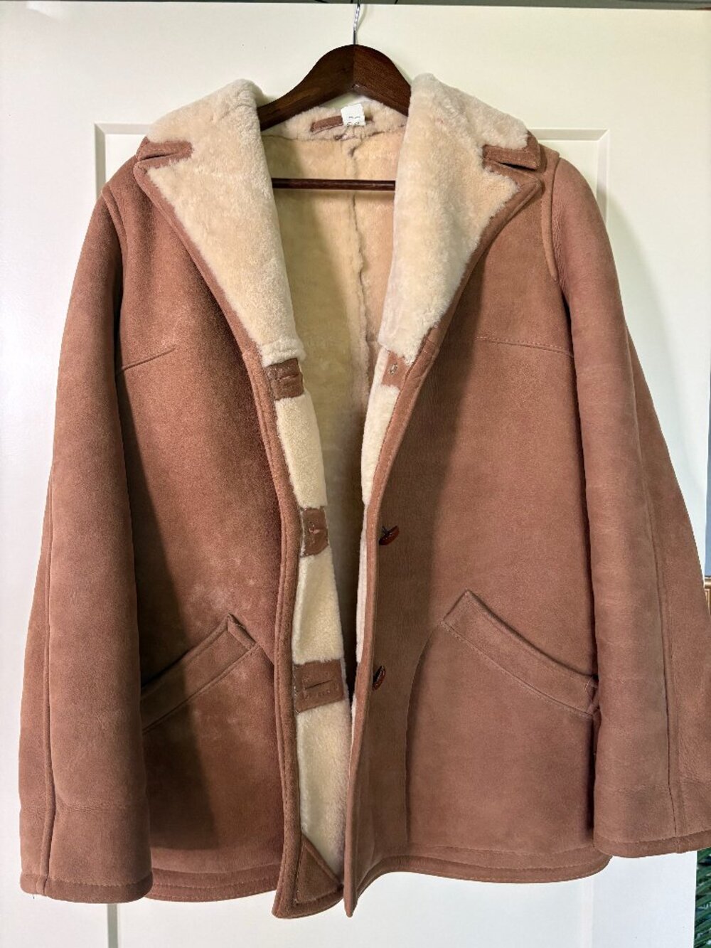 Vintage Lady Thompson brown sheepskin/shearling coat, size M. Because cozy szn.